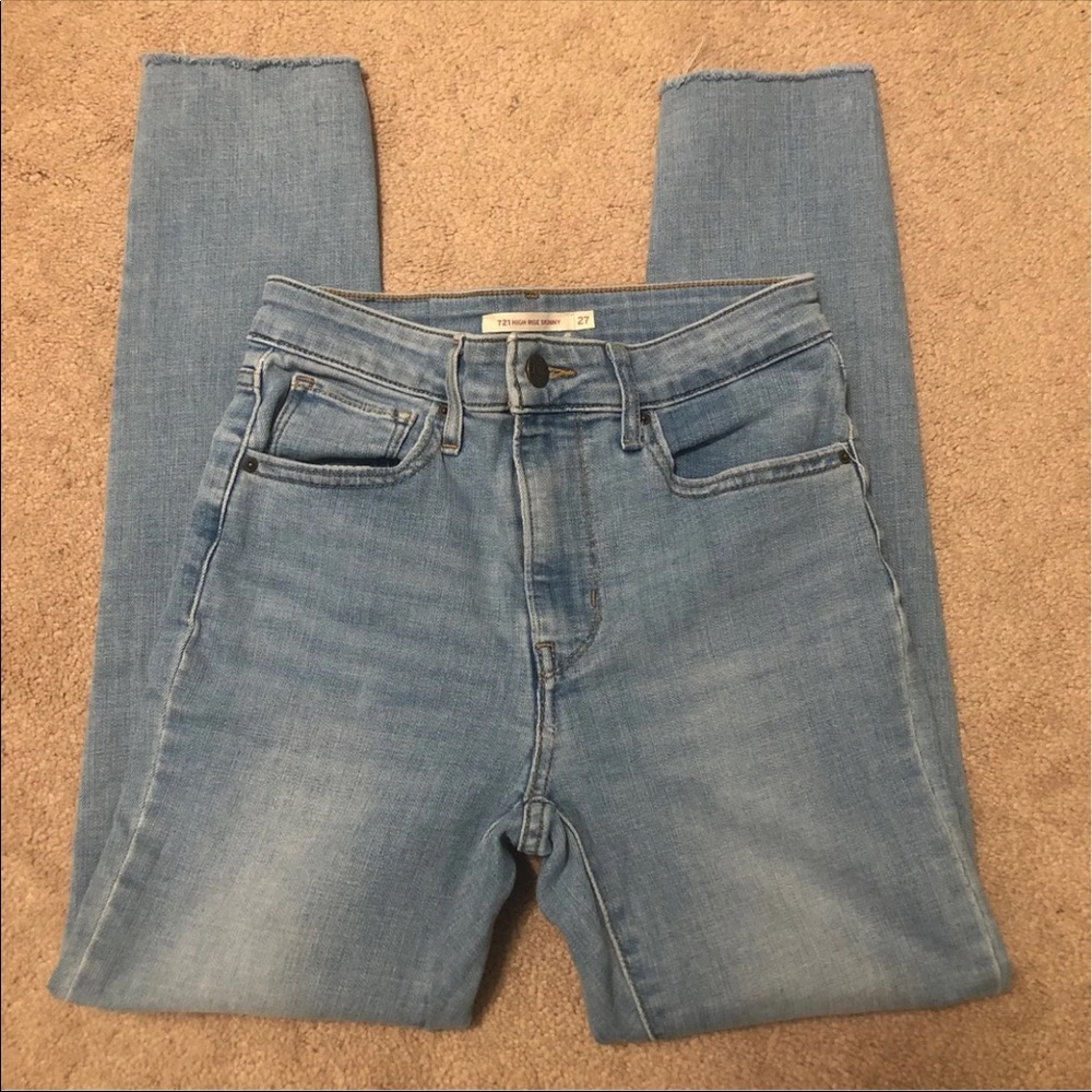 721 High Rise Skinny Levi Jeans